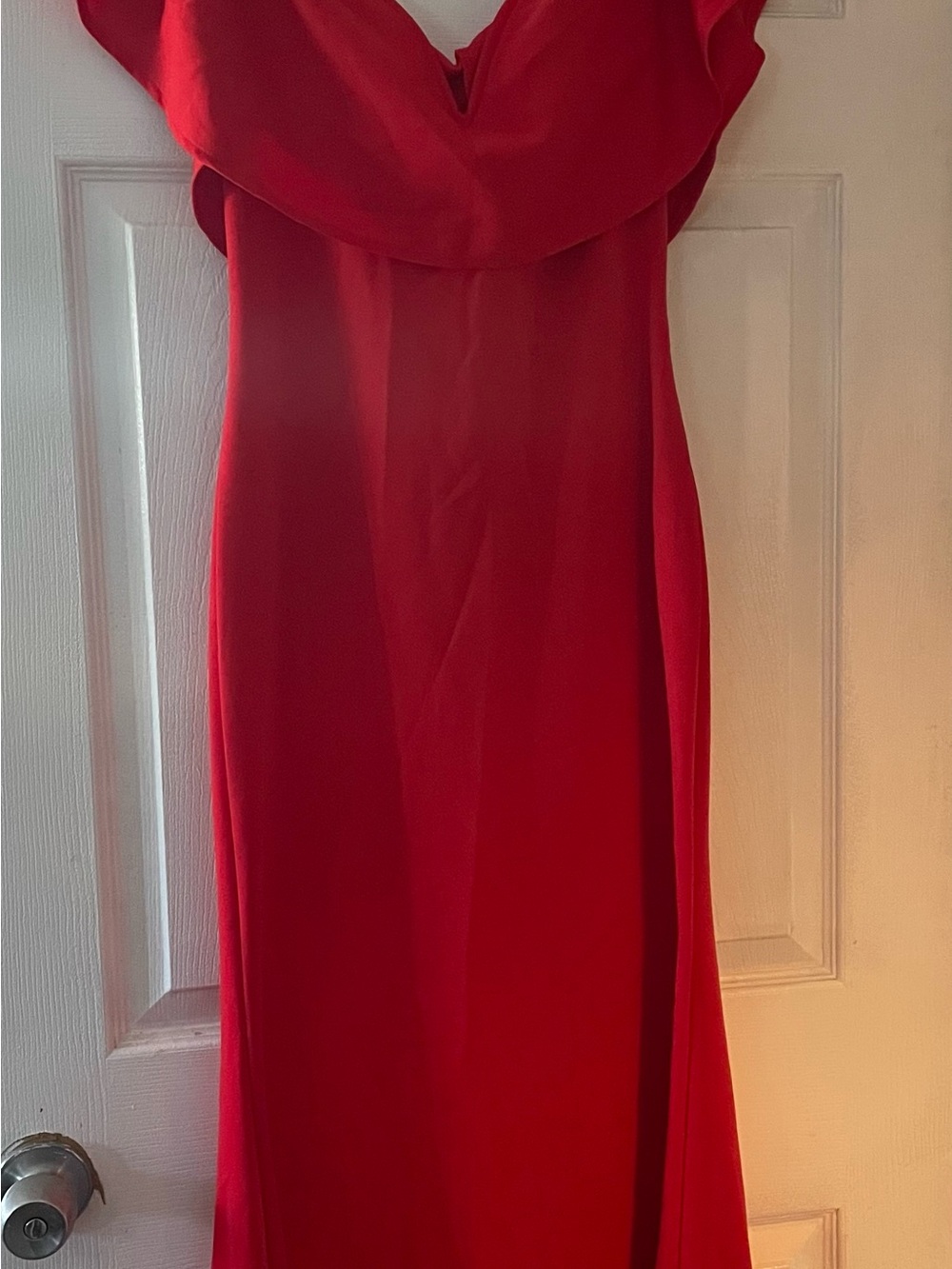 Off-Shoulder Red Maxi Dress — Women's Formal Gown